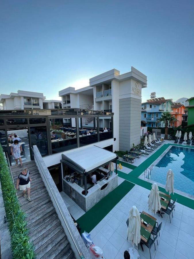 Alessia Hotel & Spa Side Buitenkant foto