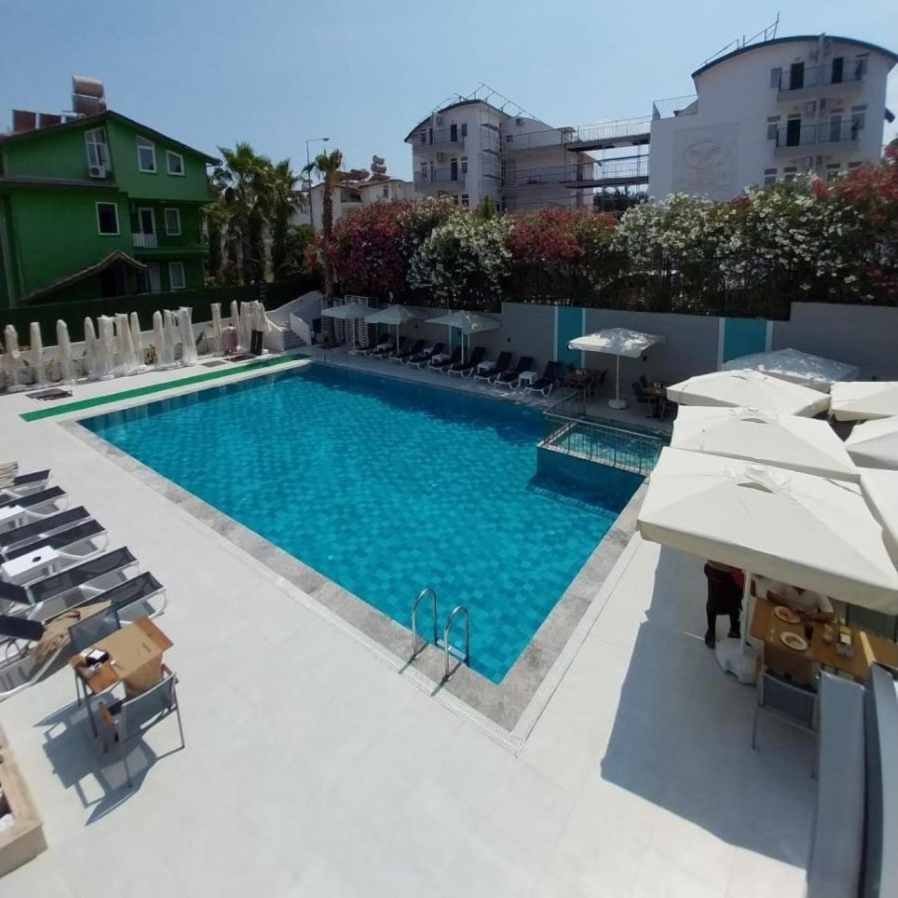 Alessia Hotel & Spa Side Buitenkant foto
