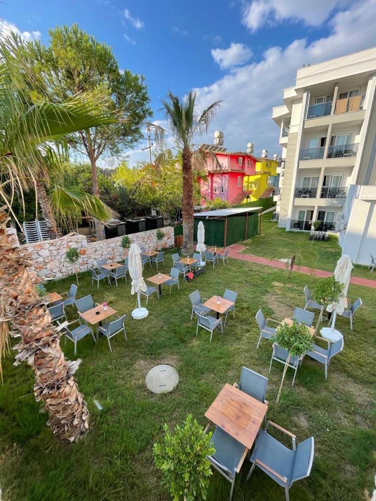 Alessia Hotel & Spa Side Buitenkant foto